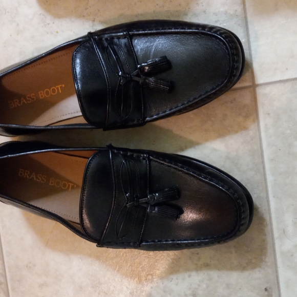Men’s BRASS BOOT Leather Slip On Loafer Shoes Black Sz 11.5M Tassels